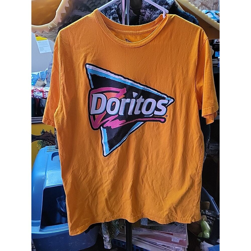 Doritos Chips Shirt Mens Large Orange Logo Short Sleeve
